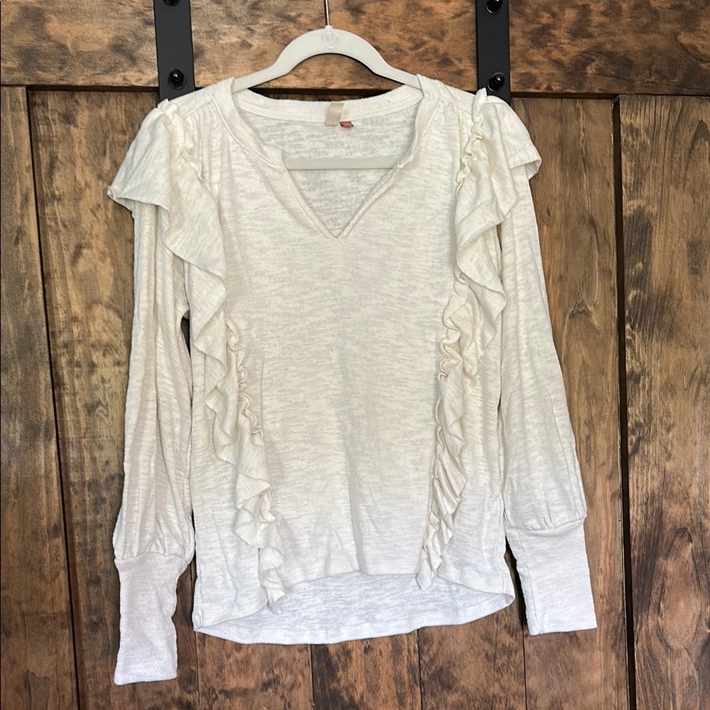 Pilcro Cream Ruffled Long Sleeve Blouse